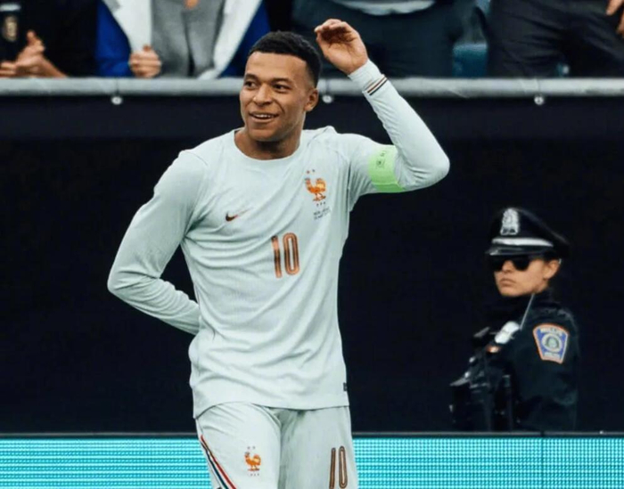 姆巴佩赞助商谈判陷入僵