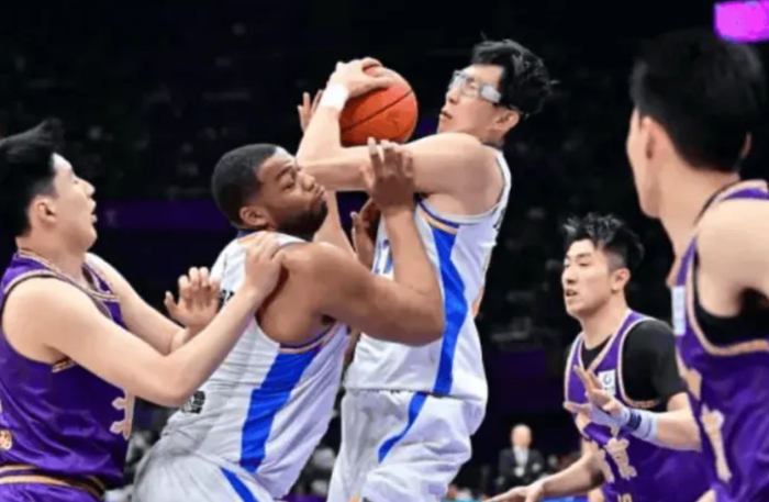 北控男篮惨败北京男篮 三分命中率低成致命伤